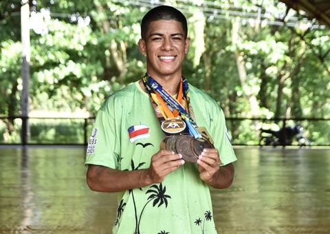 Amazonense destaque no beach wrestling conquista medalha de bronze no Maranhão