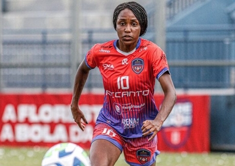 Artilheira do Recanto, Mily aponta caminho para a classificação