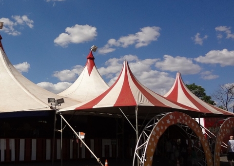 Polícia investiga suspeita de estupro de dois meninos em circo