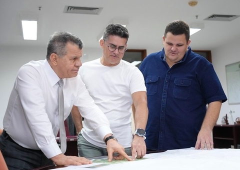 Prefeito e superintendente discutem projetos para conter invasões em áreas da Suframa