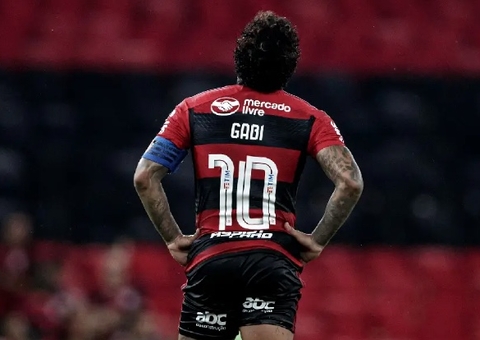 MPF pede R$ 100 mil a diretora do Flamengo por fala contra nordestinos