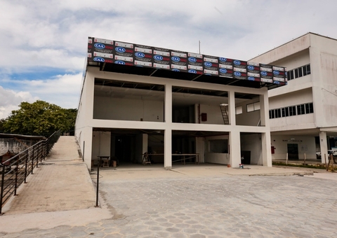 Hospital Público Veterinário do Amazonas tem previsão de ser entregue em junho, diz Joana Darc