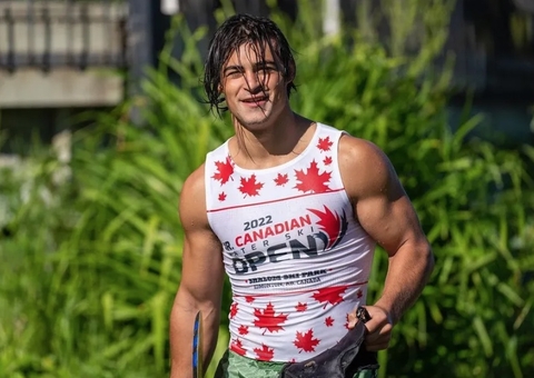 Astro do esqui aquático morre de forma repentina aos 18 anos