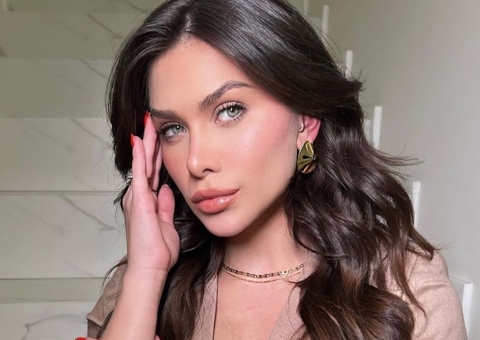 Flavia Pavanelli assume namoro com herdeiro milionário 