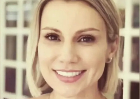 Professora morre após ser atropelada por ambulância