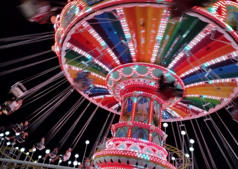 Parque de diversões em Manaus arrecada alimentos a vítimas de chuvas fortes