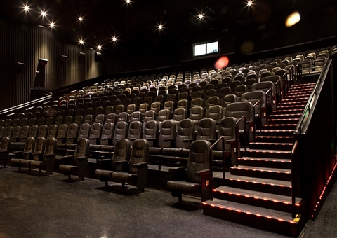 ‘A Pequena Sereia’ tem sessão de cinema adaptada para pessoas com autismo em  Manaus