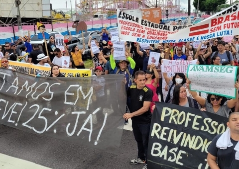 Justiça mantém desconto salarial por dias não trabalhados de professores em greve no Amazonas