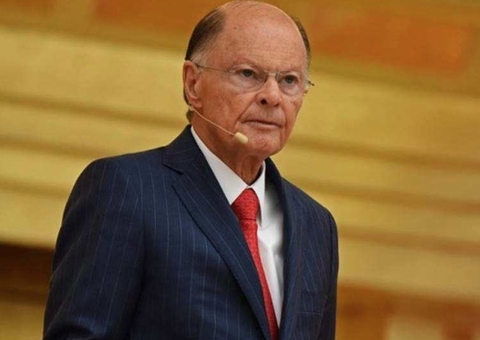 Record é acusada de demitir autores de novelas por se recusarem a virar evangélicos