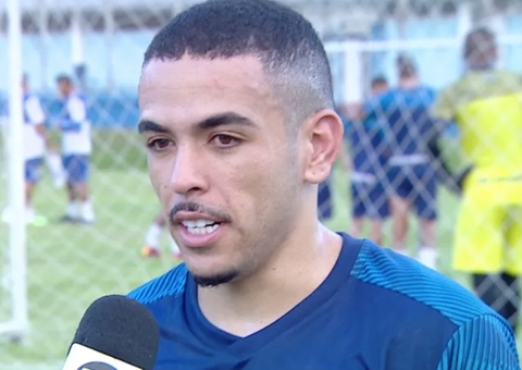 Thiaguinho é apresentado oficialmente pelo Nacional para disputar Série D