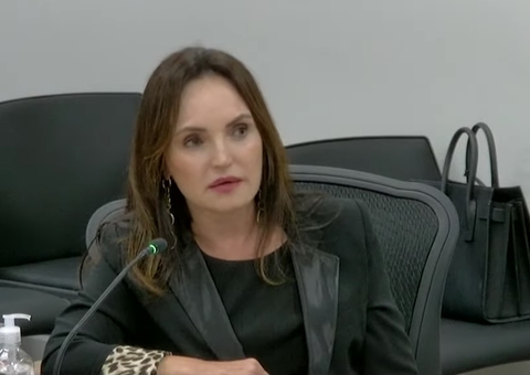 Procuradora reclama de salário de R$ 37 mil: ‘Só para brincos, pulseiras e sapatos’