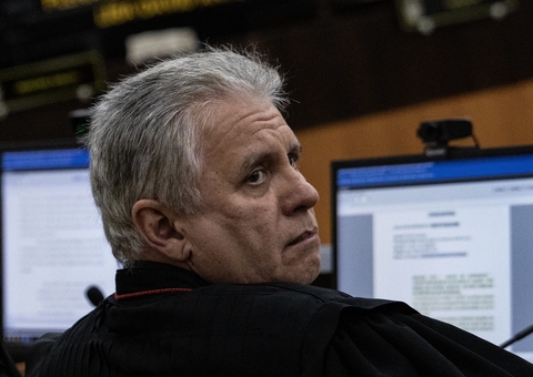 Desembargador aciona MP após ter terreno invadido por empresa em Manaus