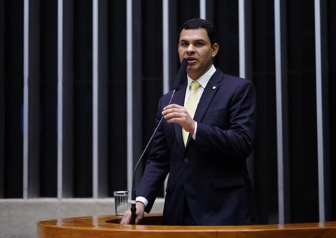 Projeto obriga SUS a fornecer medicamento para autistas