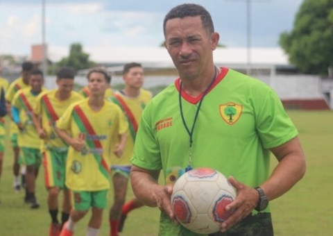 Na Série B do Estadual pelo segundo ano, Librade anuncia Fábio Alves como técnico