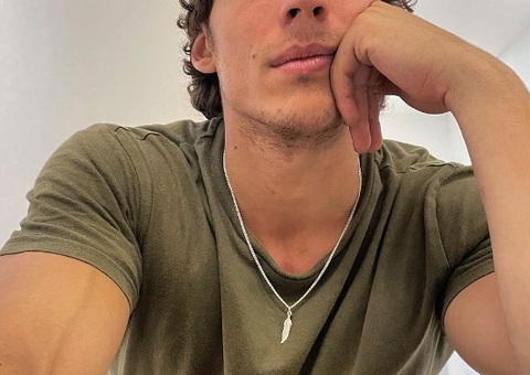 Ator de ‘La Casa de Papel’ anuncia que será pai