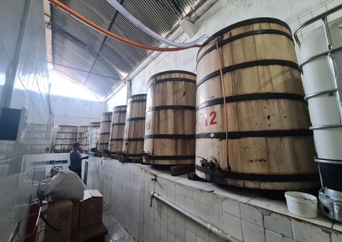Mais de 200 mil litros de bebidas adulteradas são apreendidos