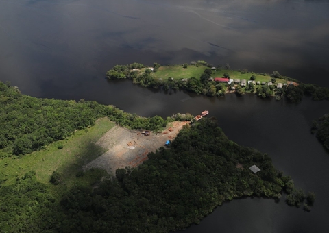 Governo inicia obras da primeira Escola da Floresta em reserva sustentável no Amazonas