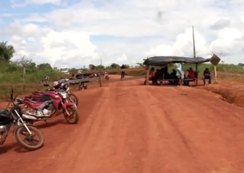 Juiz determina liberação da BR-317; protesto de indígenas chega ao 12º dia