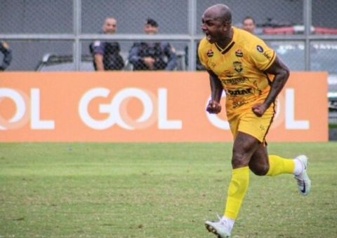 Artilheiro isolado da competição, Sassá tem mais gols que 13 dos 20 times da Série C