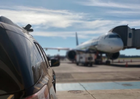 Suspeita de bomba em avião era pacote de coxinhas