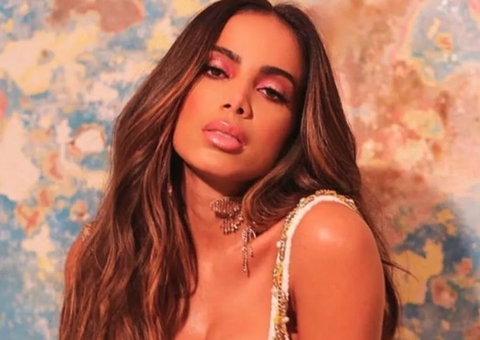 Anitta tem relógio de R$ 105 mil roubado na Croácia