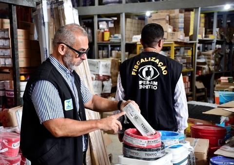 Cabos de energia de lojas da Zona Leste de Manaus passam por perícia