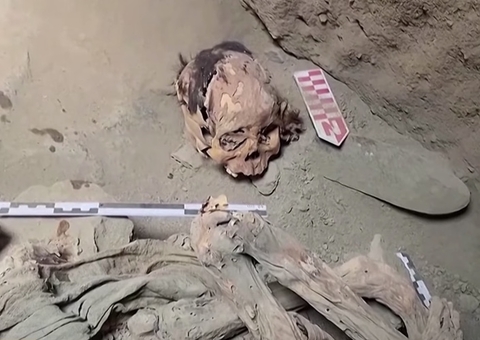 Múmia de 3 mil anos é encontrada no Peru