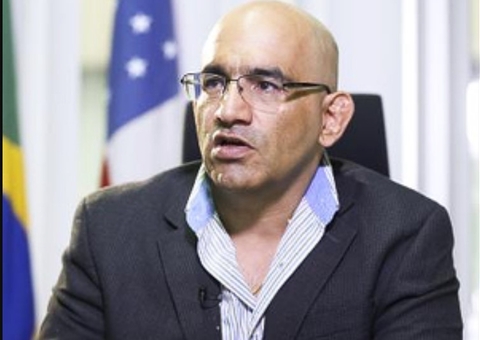 CNJ libera uso das redes sociais para juiz Carlos Valois no Amazonas