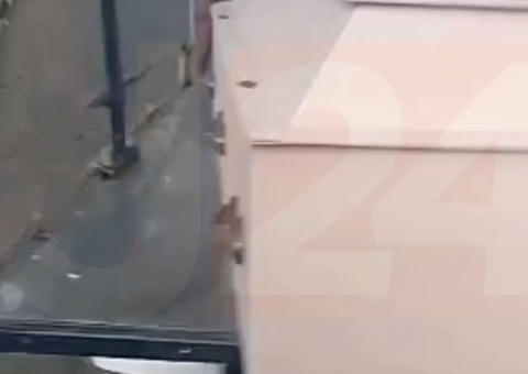 Idosa diz não ter percebido que dormiu 3 dias ao lado de marido morto