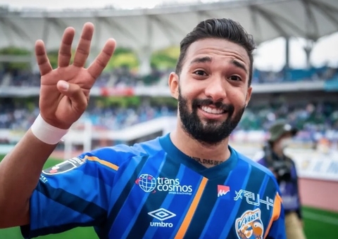 Fluminense negocia contratação do atacante Clayson, ex-Corinthians