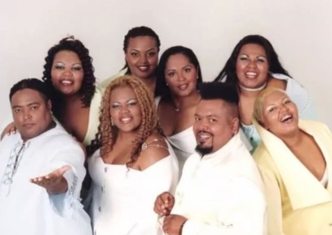 Fat Family anuncia turnê comemorativa de 25 anos de carreira 