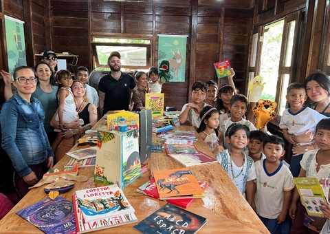 Projeto Casinha de Livros chega em escolas no Amazonas