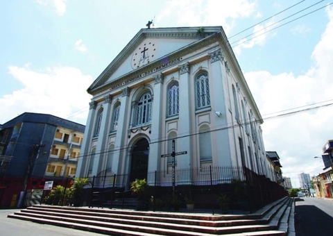 Prefeitura e Arquidiocese alinham acordo para revitalização de igrejas tombadas em Manaus