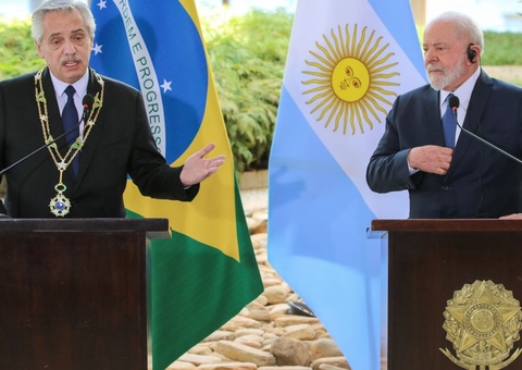 Lula mantém defesa de moeda comum e crédito para exportações do Brasil para Argentina