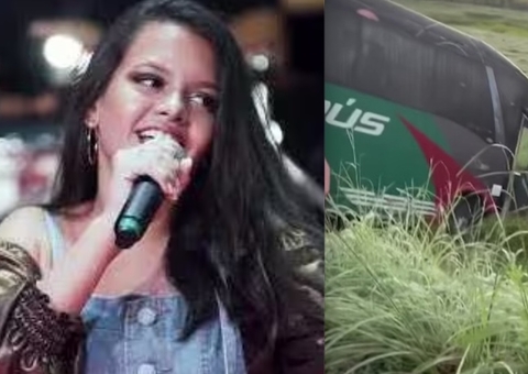 Cantora Brisa Star posta foto com perna machucada após acidente