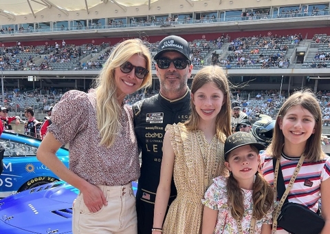 Sogra de piloto da NASCAR Jimmie Johnson mata o marido e neto de 11 anos