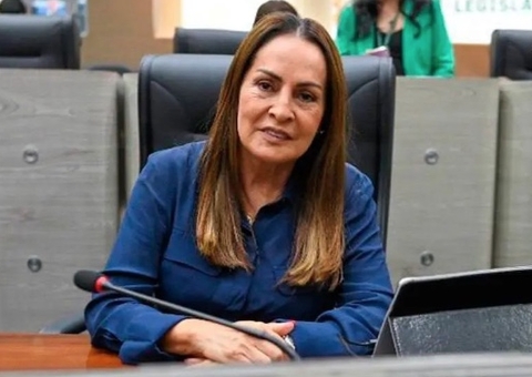 Vereadora propõe criar ‘Dia das Mães que Oram pelos Filhos’ em Manaus