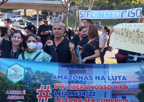 Em protesto, enfermeiros paralisam atividades pelo 2º dia em Manaus