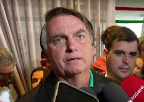Condenado pelo TSE, Bolsonaro reconhece inelegibilidade e diz que País 'caminha para ditadura'