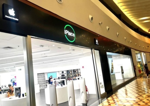 Iplace é condenada por vender iPhone sem carregador em Manaus