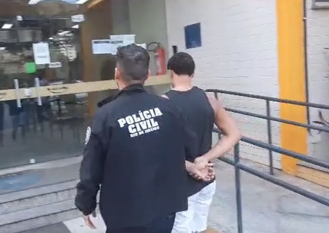 Pai que torturava filha de 4 meses tirou foto da criança com tablete de maconha na boca