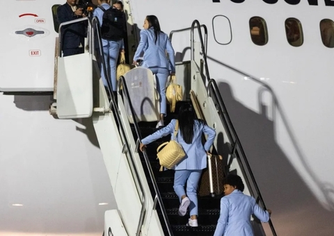 Seleção brasileira feminina embarca rumo à Copa do Mundo da Austrália