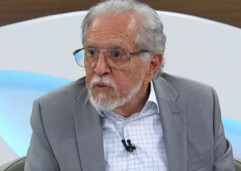 Carlos Alberto de Nóbrega elogia Bolsonaro e critica falta de estudo de Lula