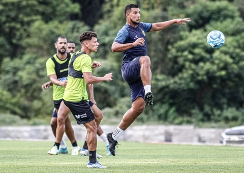 Manaus FC e Nacional colocam jogadores reservas para treinar juntos