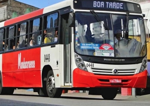 Empresa de ônibus é condenada a indenizar passageira que teve fratura após acidente