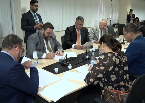 Comissão da CMM aprova PL que reajusta salários de agentes de saúde e de endemias