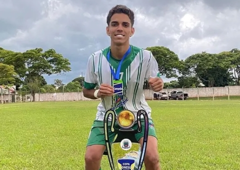 Jogador esquartejado levou tiro de homem ao invadir quarto da ex-namorada