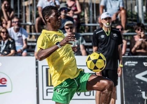 Campeonato de futevôlei vai contar com presença do ex-Flamengo Aldair, em Manaus