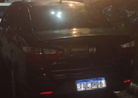 Homens são flagrados desovando corpo em estrada; dupla foi presa