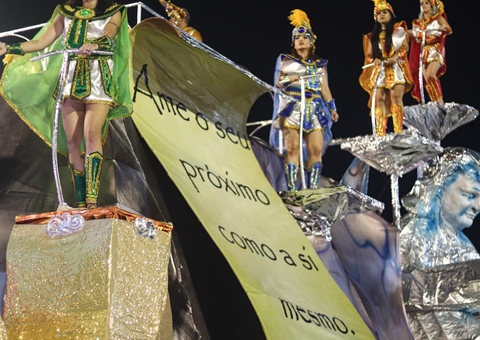 Aleam aprova PL que proíbe repasse de recursos para eventos com sátiras à religião cristã